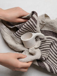  Kökshandduk linne 'Mocha Brown Stripe'
