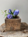 Vintage wooden measure  'No 21'
