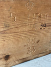 Vintage wooden measure  'No 23'