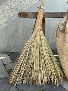  Hand broom 'Brush me off'