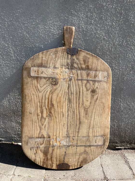 Breadboard 'No 331' (L)