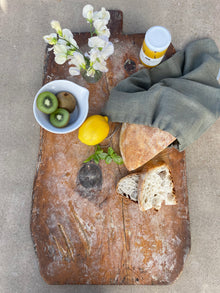  Bread board 'No 216' (L)