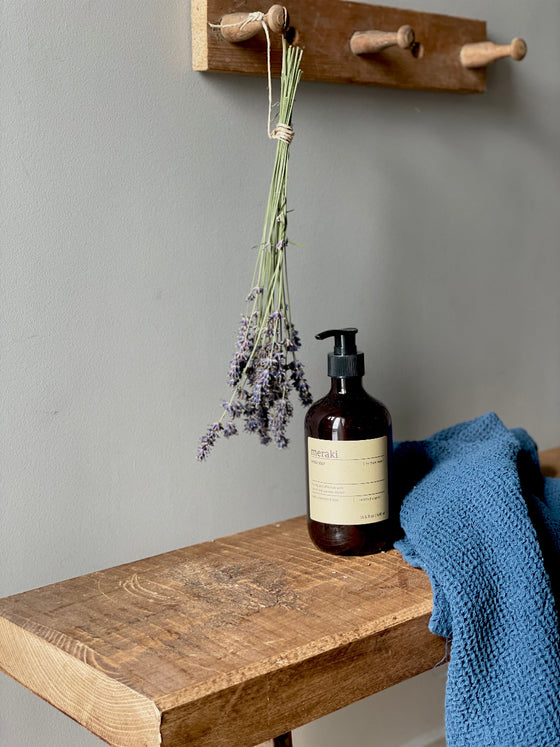  Vintage wood hanger 'No 80'