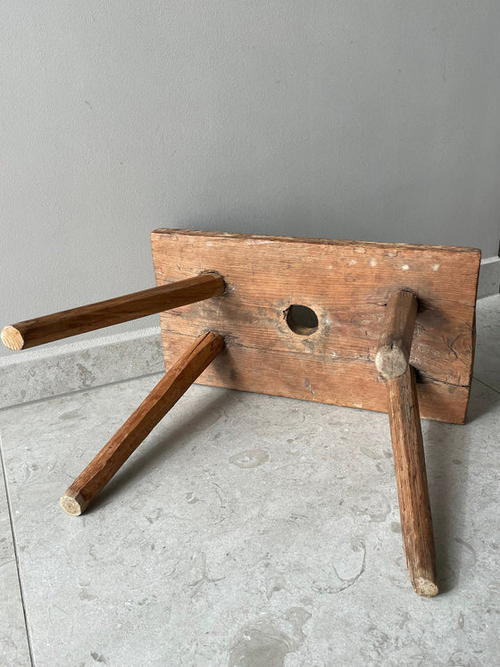 Träpall 'Nr 9' vintage
