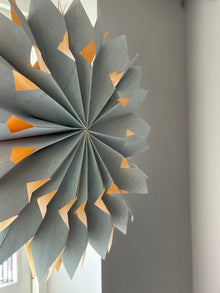  Julstjärna 'Vaneer' stjärna med ljus