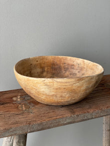  Wooden bowl 'No 27' vintage