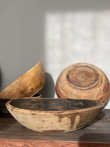  Wooden bowl 'No 28' vintage