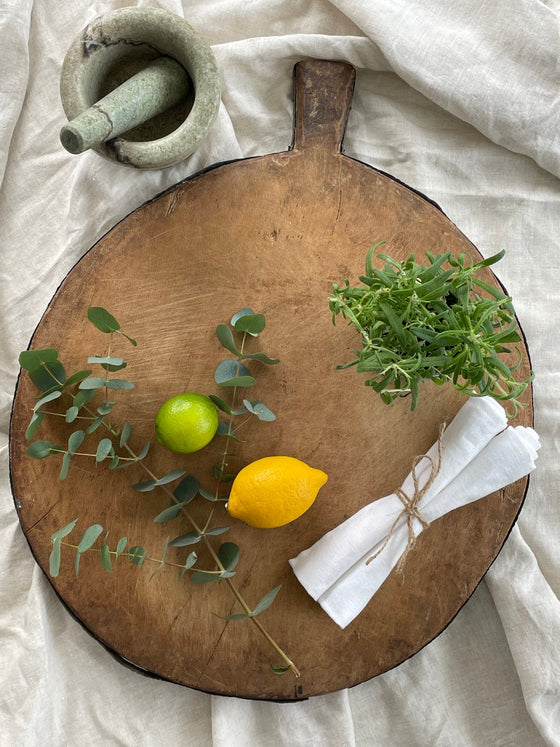 Bread board 'No 272' (L)